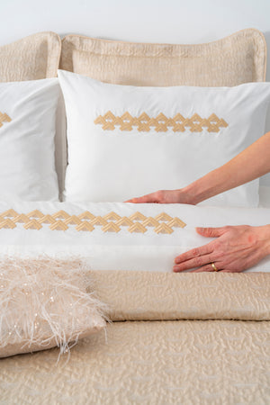 Parla Cappuccino Nakışlı Çift Kişilik Nevresimli Pike Seti - 8 Parça Çeyiz Seti