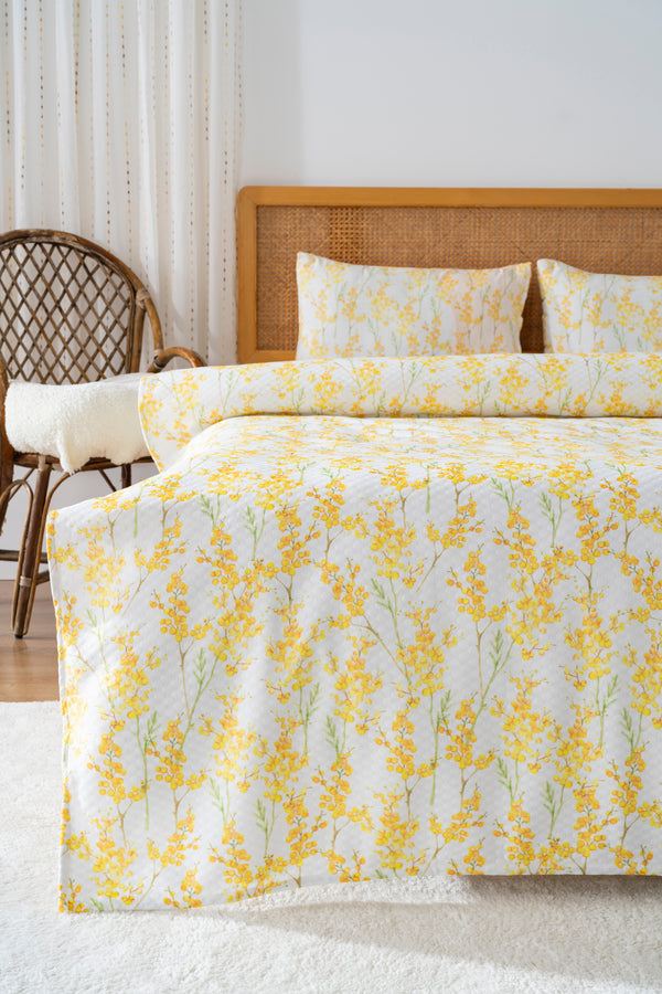 Kırmızı Kalpli Çift Kişilik Baskılı Pike 200 x 220 cm