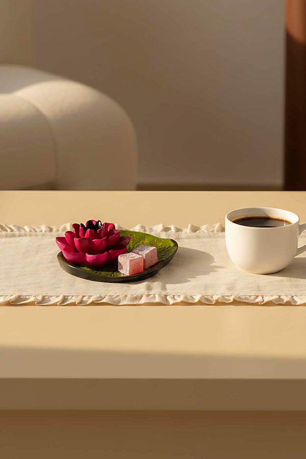 Pembe Lotus Çiçeği Dekoratif Tabak