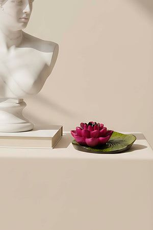 Pembe Lotus Çiçeği Dekoratif Tabak