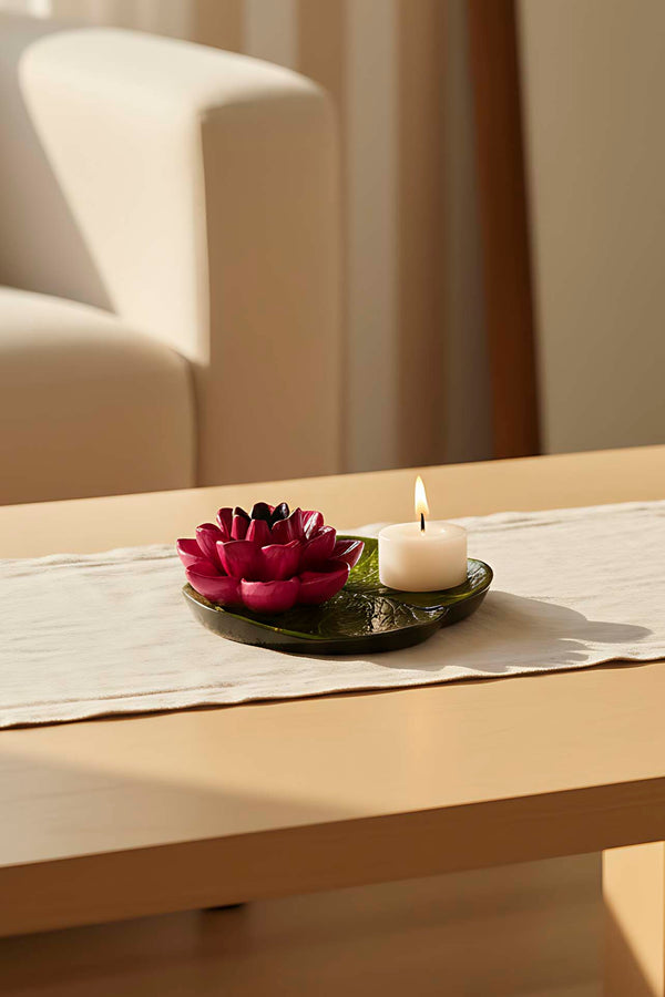 Pembe Lotus Çiçeği Dekoratif Tabak