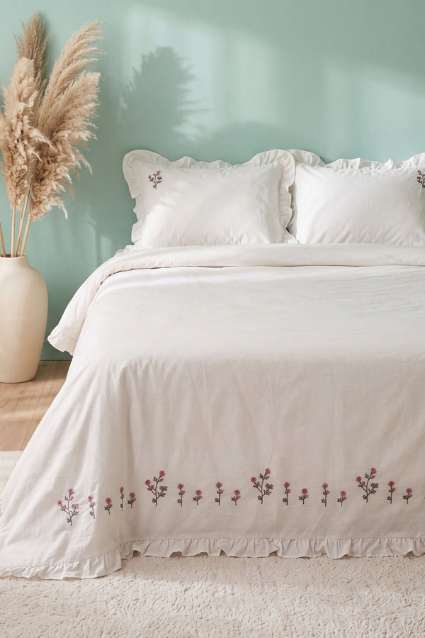 Petunia %100 Pamuklu Ranforce Çift Kişilik Nevresim Takımı – 4 Parça