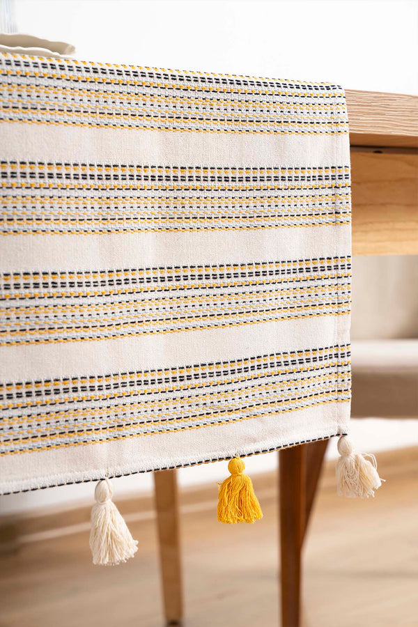 Ruffle Püsküllü Pamuklu Ham Keten Runner 50x130 cm