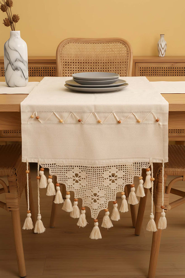 Dantel İşlemeli Boncuklu Runner 50x130 cm