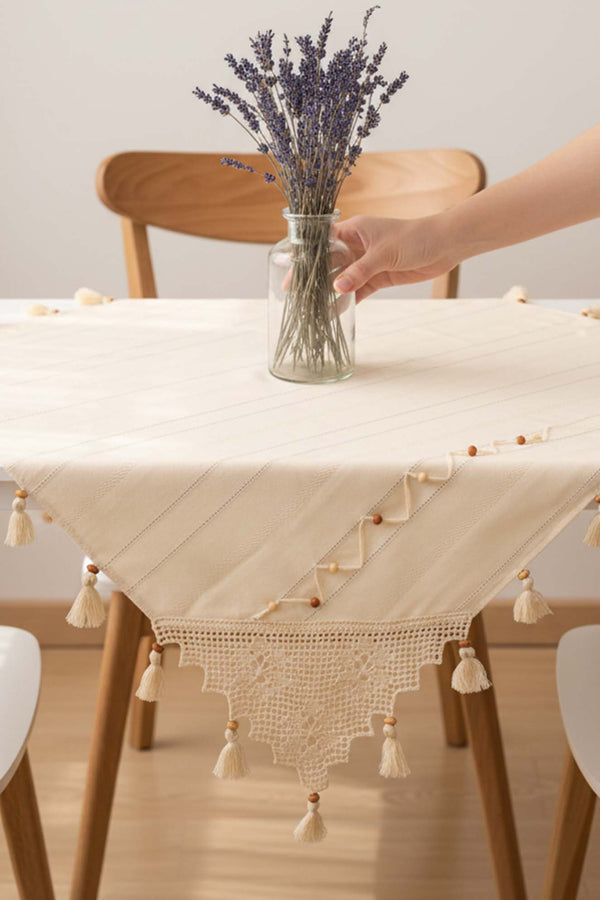 Boncuk Detaylı Güpürlü Kare Runner 90x90 cm