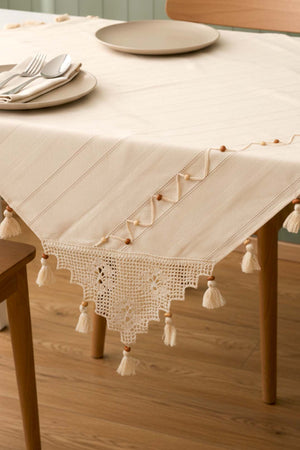 Boncuk Detaylı Güpürlü Kare Runner 90x90 cm