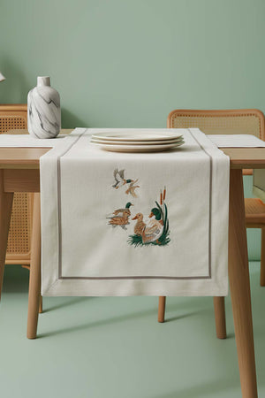 Kuş Nakışlı Runner 50x130 cm