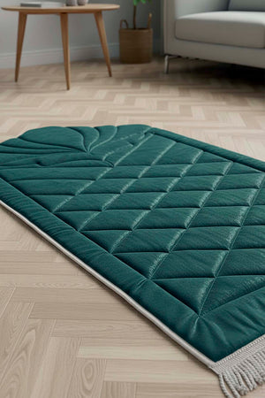Zümrüt Yeşili Kapitone Dolgulu Lüks Seccade 65x115 cm