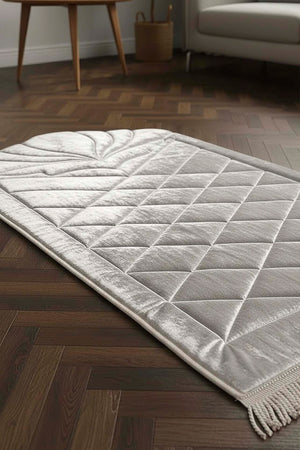 Gri Kapitone Dolgulu Lüks Seccade 65x115 cm