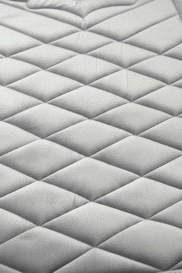 Gri Kapitone Dolgulu Lüks Seccade 65x115 cm