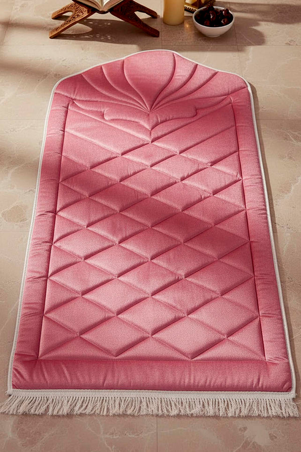 Koyu Pembe Kapitone Dolgulu Lüks Seccade 65x115 cm