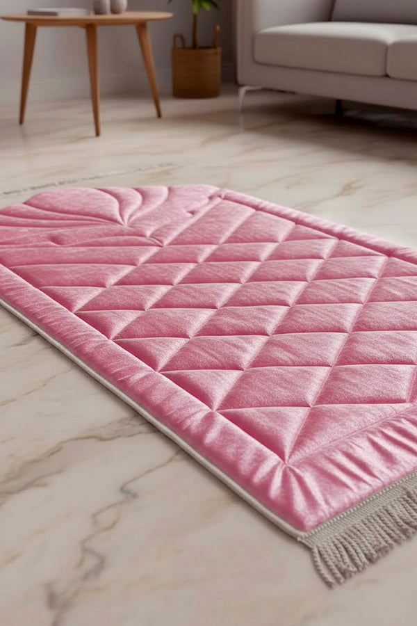 Koyu Pembe Kapitone Dolgulu Lüks Seccade 65x115 cm