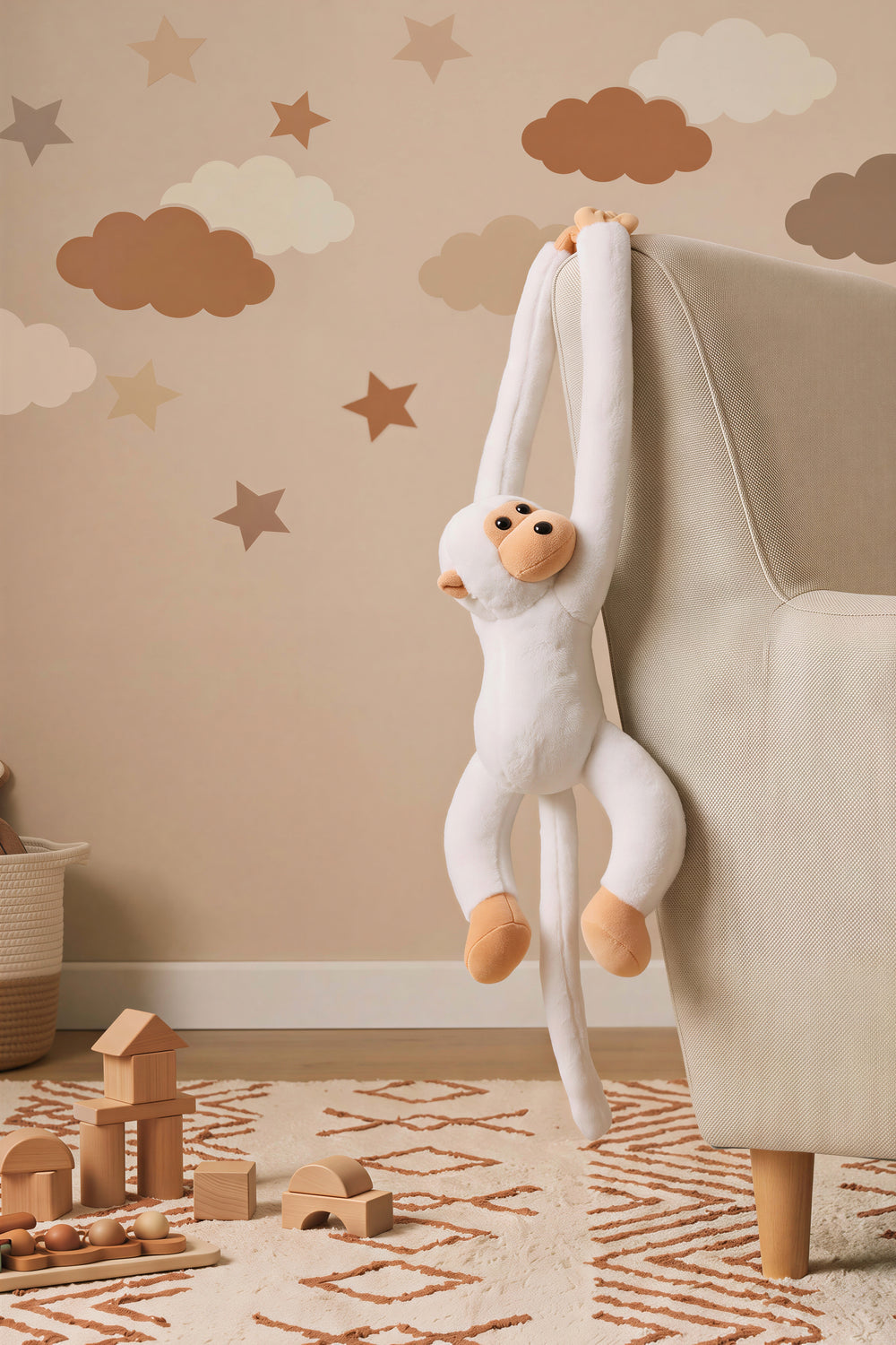 Beyaz Elleri Yapışabilen Maymun Peluş Oyuncak
