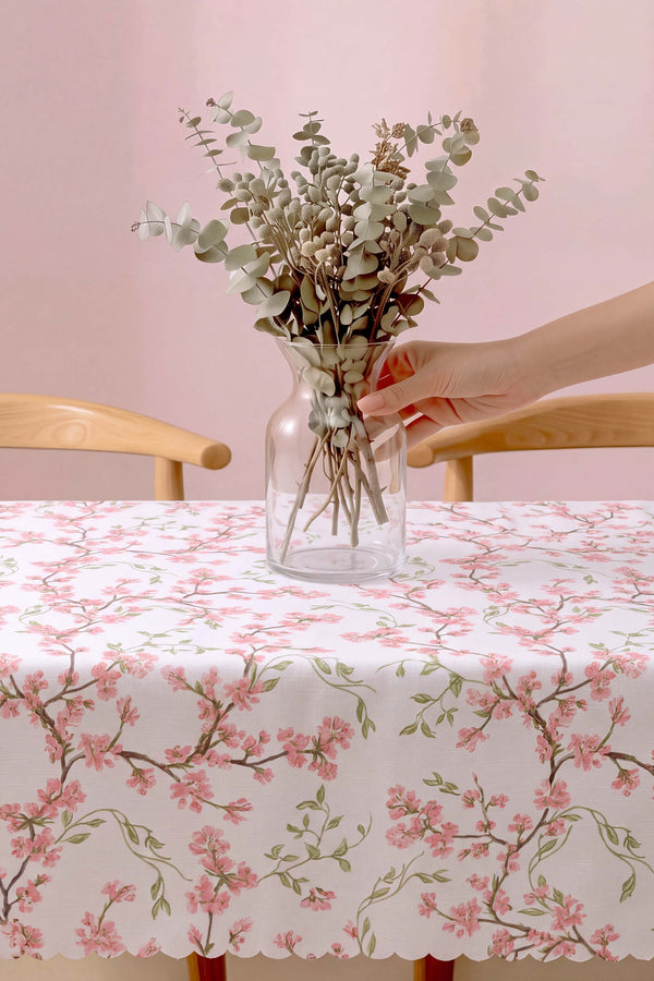 Sakura Dertsiz & Kolay Temizlenir Fırfırlı Masa Örtüsü 145x200 cm