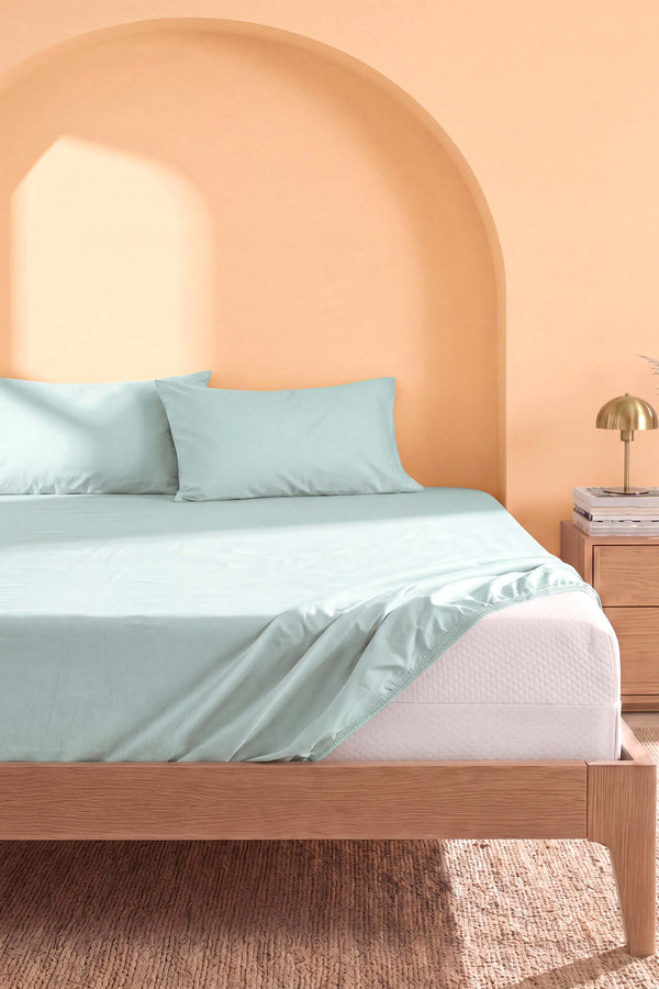 Soft Yeşil %100 Pamuklu Çift Kişilik Lastikli Çarşaf Takımı - 3 Parça