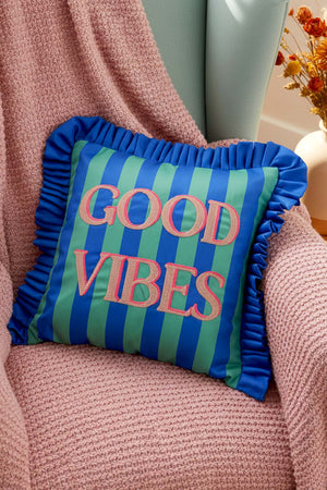 Good Vibes Nakışlı Dekoratif Kırlent Kılıfı