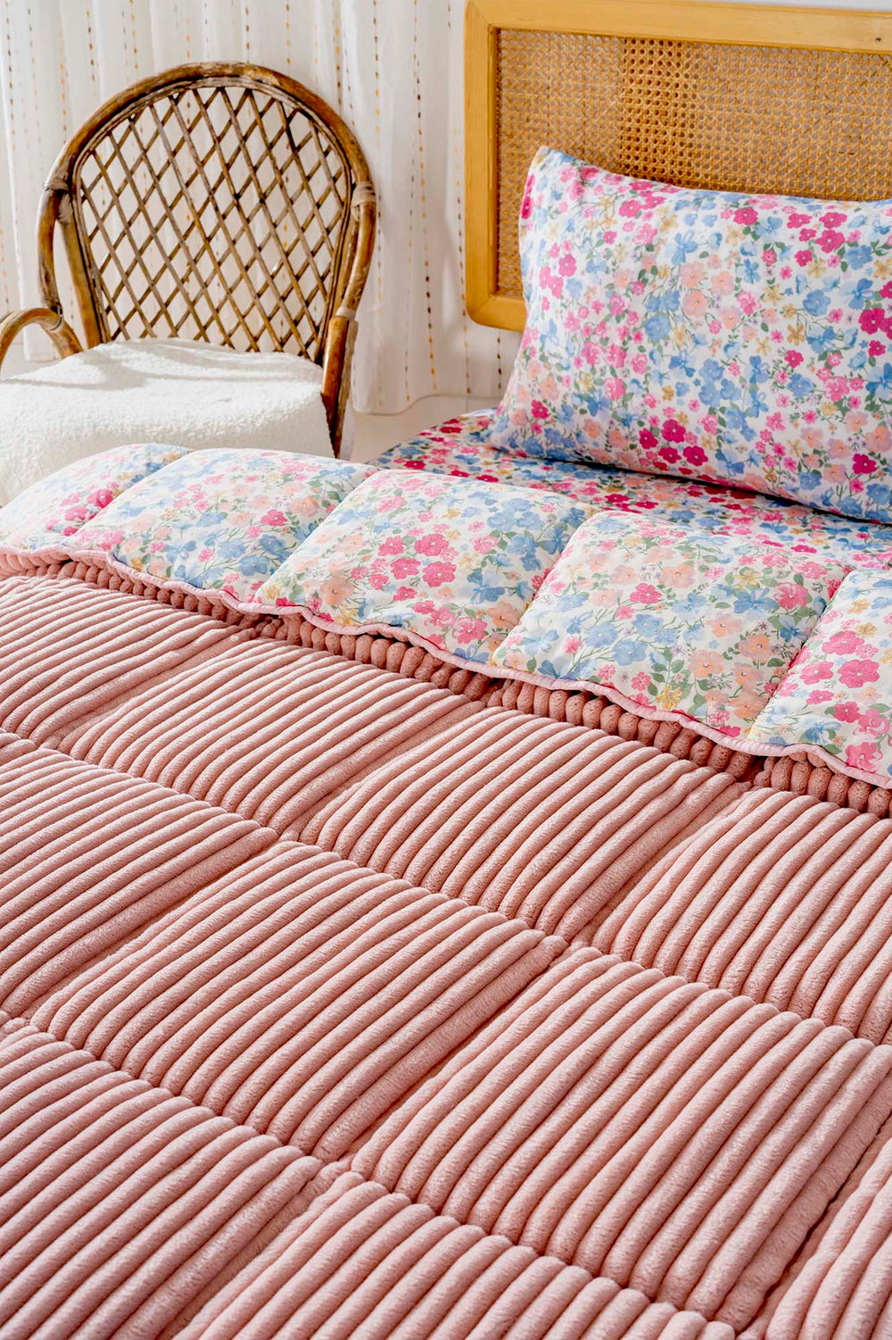 Sevda Çiçeği Outlet Pudra Çift Kişilik Tresa Uyku & Çeyiz Seti