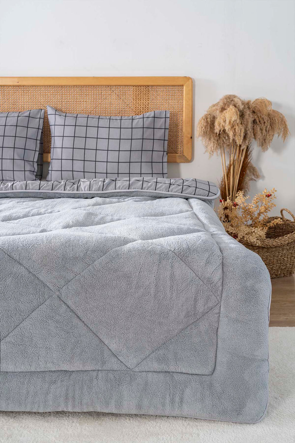 Gri Kareli Loura Tek Kişilik Çift Taraflı Lüx Wellsoft Yorgan Seti 155x215 cm