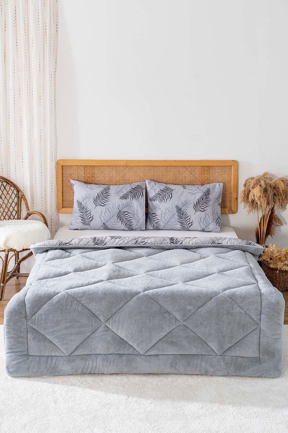 Gri Yaprak Loura Tek Kişilik Çift Taraflı Lüx Wellsoft Yorgan Seti 155x215 cm