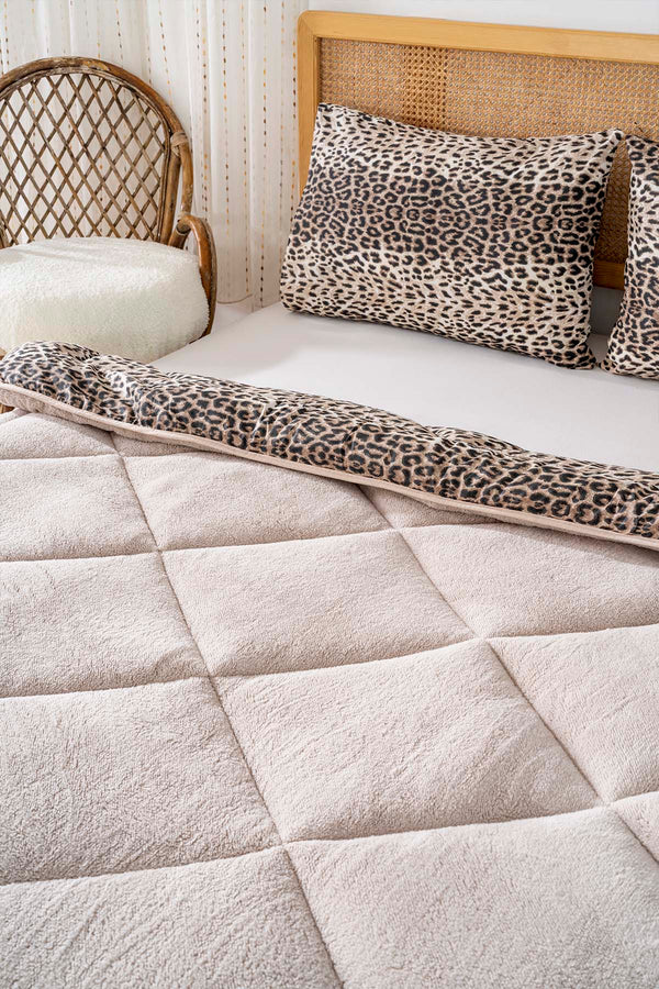Bej Leopar Loura Çift Kişilik Çift Taraflı Lüx Wellsoft Yorgan Seti 195x215 cm