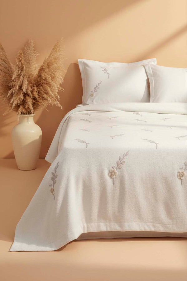 Açık Gri Seren Desen Çift Kişilik Nakışlı Yatak Örtüsü Seti