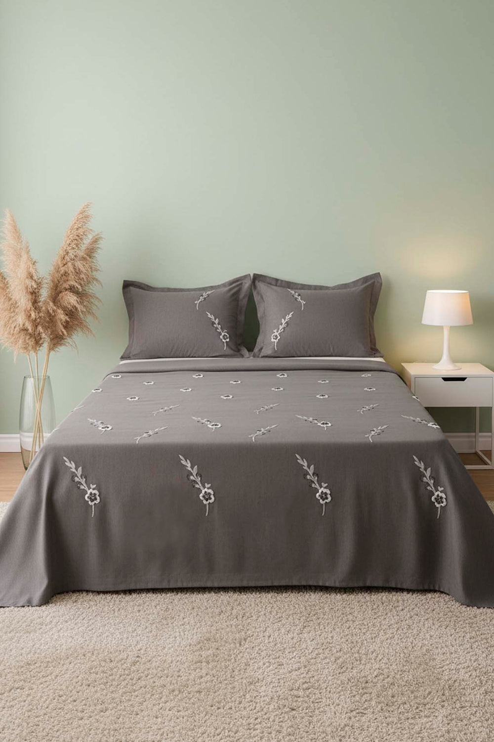 Antrasit Seren Desen Çift Kişilik Nakışlı Yatak Örtüsü Seti